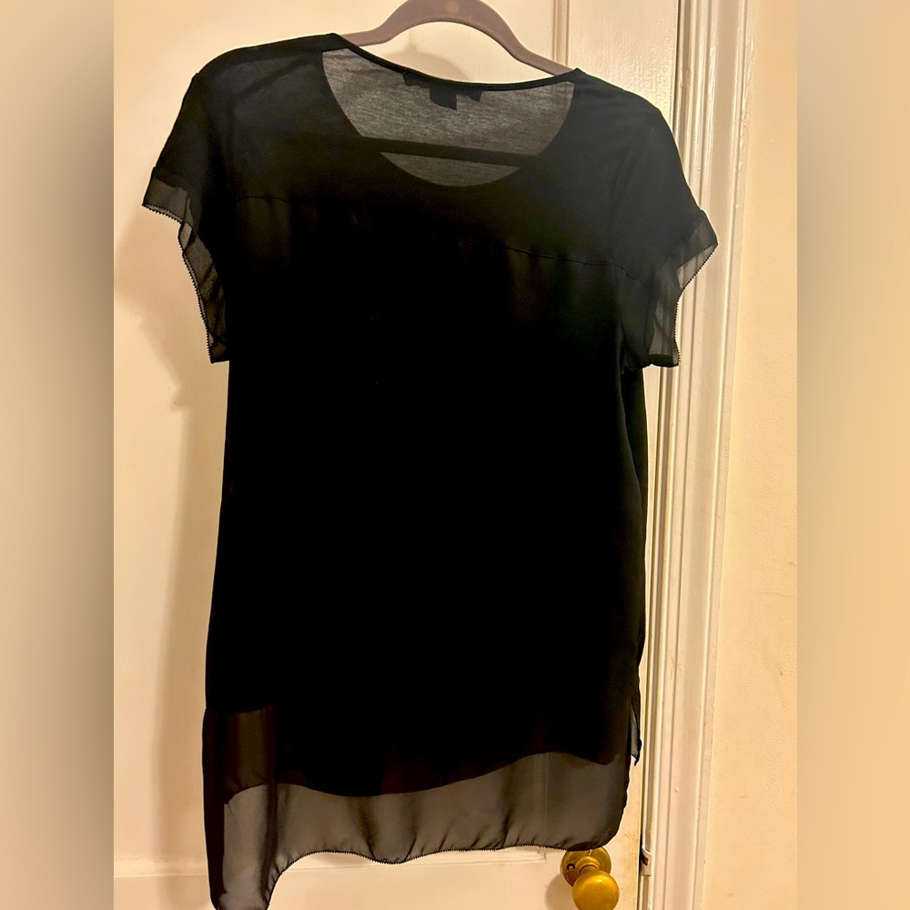 French Connection Polly Plains Raw Edged Tee. Size Large